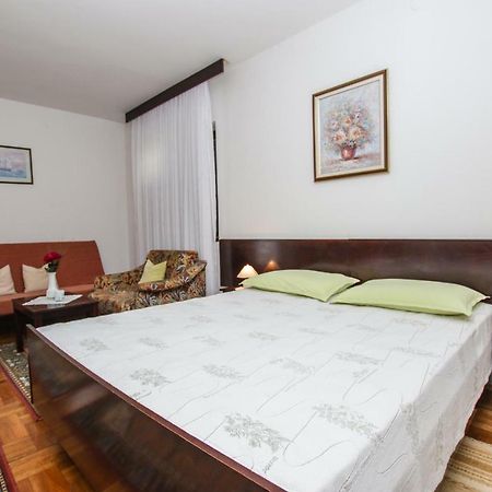Apartmani Janja Пореч Экстерьер фото