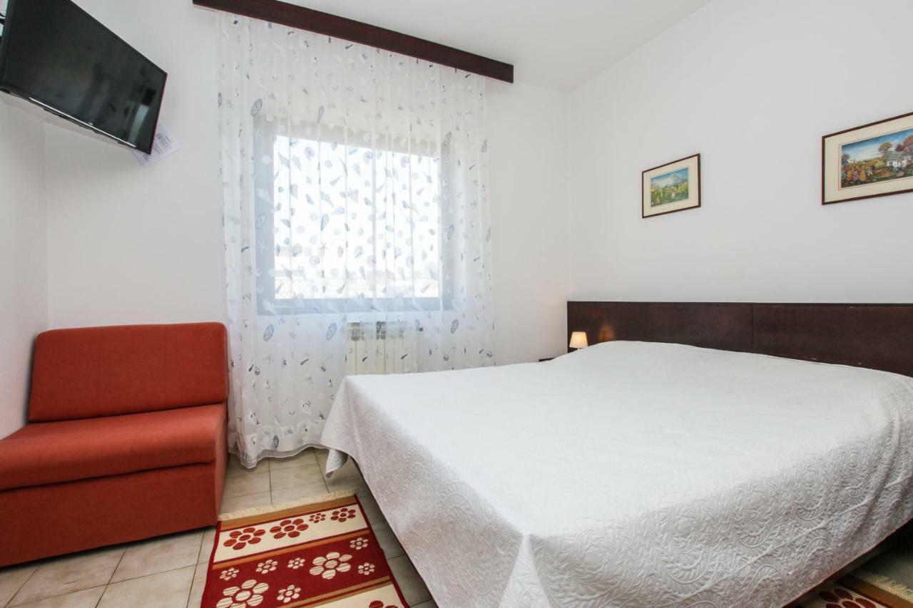 Apartmani Janja Пореч Экстерьер фото